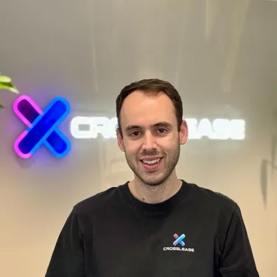 Laurence Ahrabian, Prokurist Business Operations