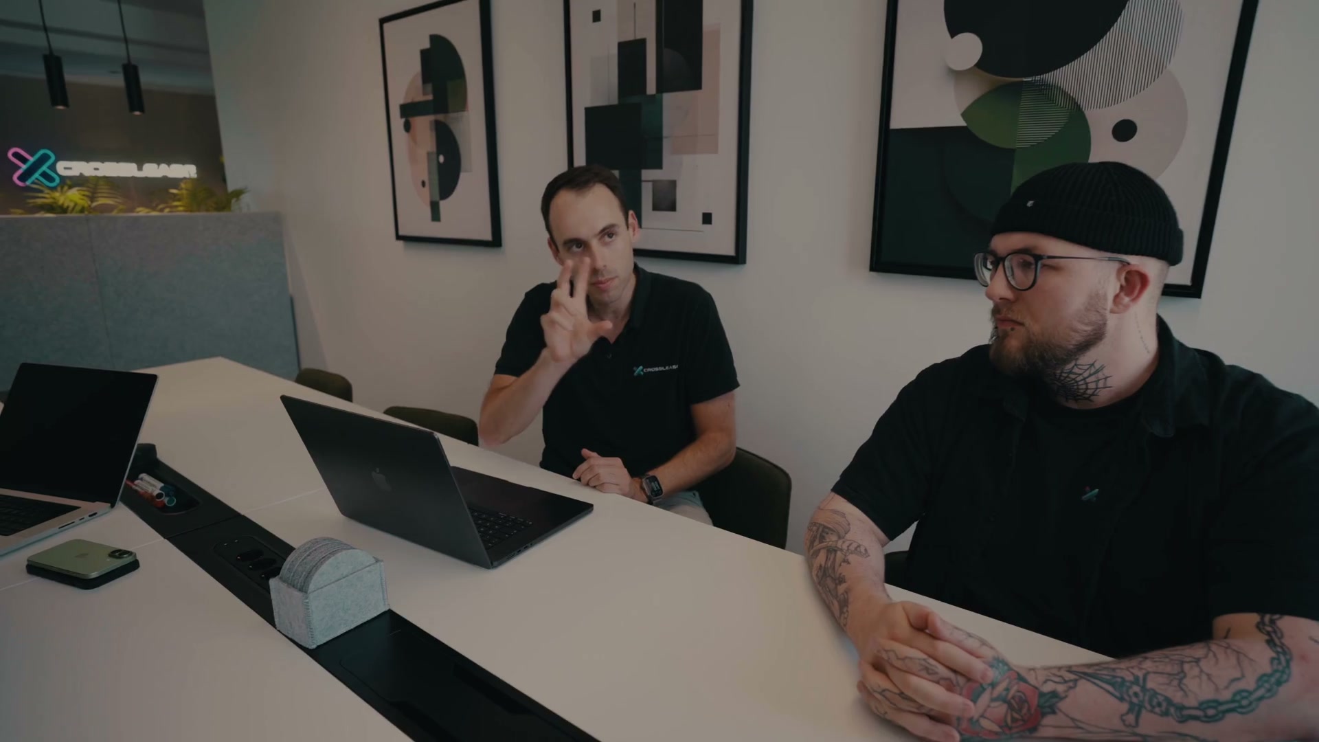 CrossLease-Team im Meetingraum